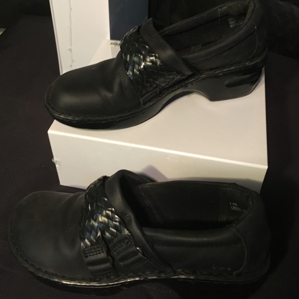 NWOT B.O.C. Black Oneya Clogs size 7 1/2 M - Picture 2 of 4